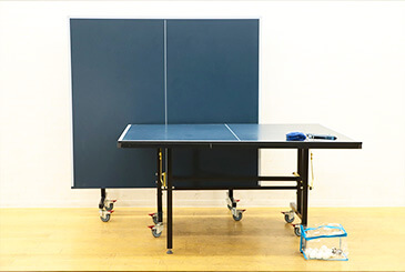 卓球用品・卓球台買取
卓球台 国際規格サイズ
セパレート式 移動キャスター付