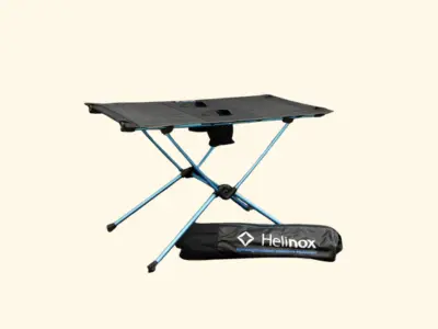 キャンプテーブル Helinox